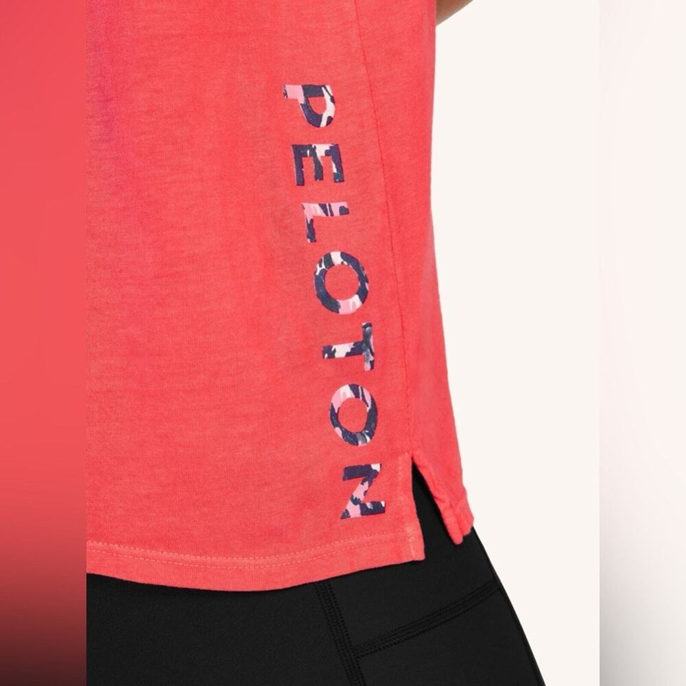 NWT Peloton Tank‎ Top Spin Cycling Gym Workout Flow Versatile V-Neck Size Small - Picture 3 of 8